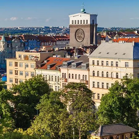 Modern Vinohrady Apartment *